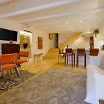 Quinta Dos Cedros Garden & Terrace *